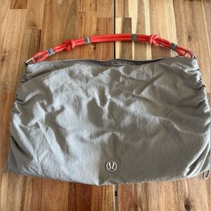 Lululemon bag